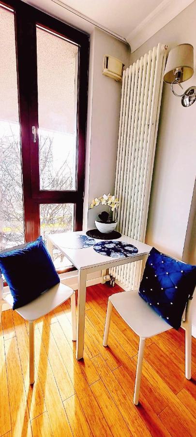 Homecomfort Atlantic Room Varşova Dış mekan fotoğraf