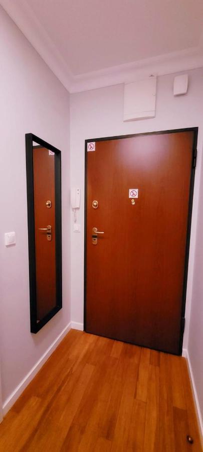 Homecomfort Atlantic Room Varşova Dış mekan fotoğraf